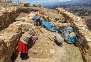 Ministerio de Cultura realiza mantenimiento de monumentos arqueológicos de la provincia de Sánchez Carrión