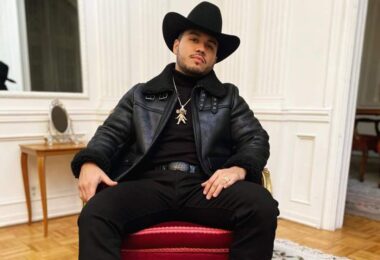 VIDEO | Gerardo Coronel «El Jerry» conquista la radio internacional con su tema “Dos y Contando”