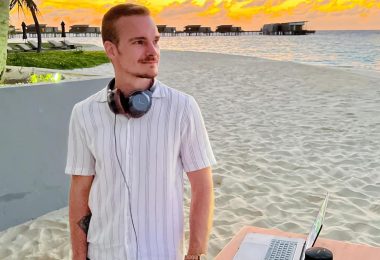 Charles Stif lanza «Overwater»: Una nueva exploración sonora