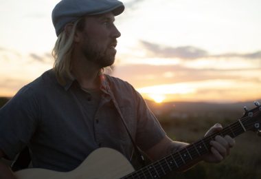 Richard Swingle presenta «Big White Sail», el primer adelanto de su próximo álbum «Just Another Sicario»