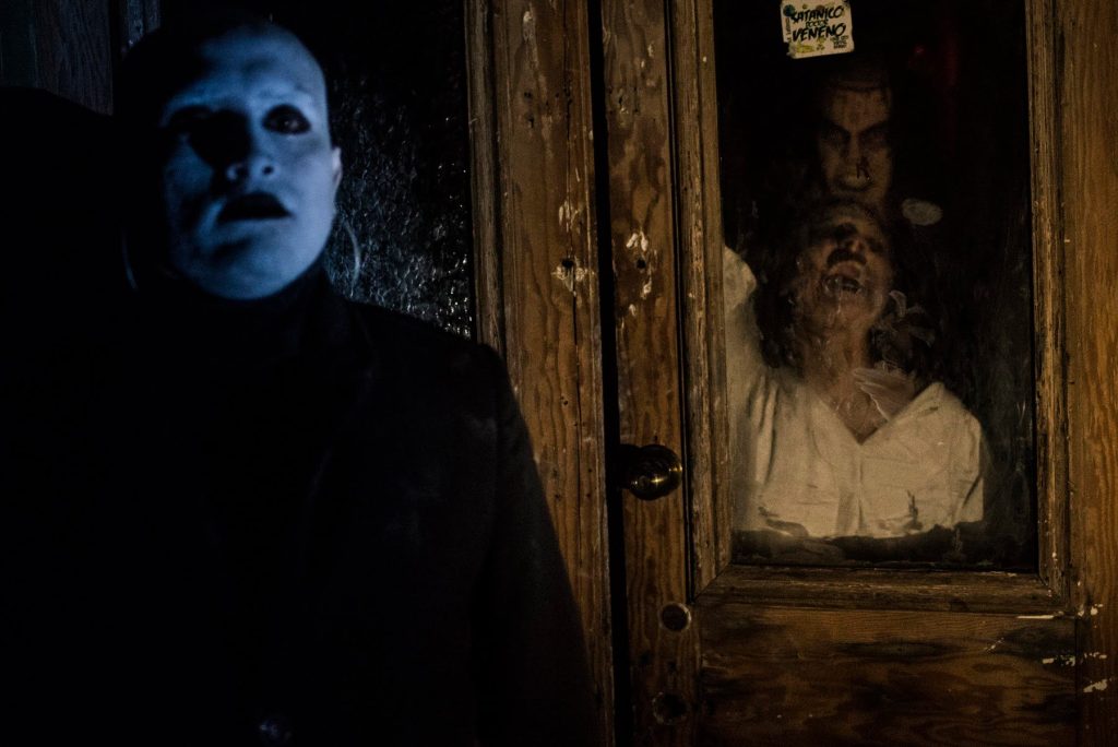 VIDEO | «Evocaciones VI» te invita a vivir una experiencia de terror en una casa abandonada en Lima VIDEO | «Evocaciones VI» te invita a vivir una experiencia de terror en una casa abandonada en Lima