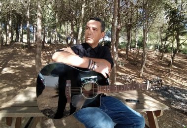 Max Marginal lanza su nuevo sencillo acústico, ‘Bloodline’, una reflexión sobre los lazos familiares