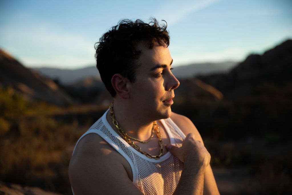 VIDEO | George Alley lanzó su nuevo sencillo «Fake Sick» y presentó un adelanto exclusivo de su próximo álbum VIDEO | George Alley lanzó su nuevo sencillo «Fake Sick» y presentó un adelanto exclusivo de su próximo álbum
