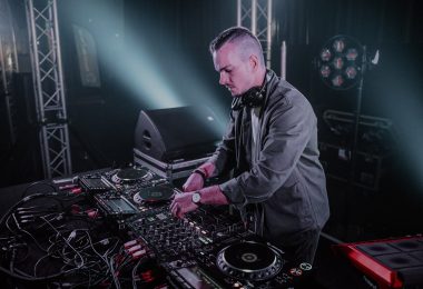 Charles Stif presenta «The Line of Destiny»: El nuevo sencillo que redefine los límites del electro-house