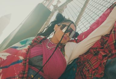 VIDEO | Alea y Mr. Pauer lanzan el himno de empoderamiento «Rompe to'»