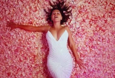 VIDEO | Polina Grace lanza ‘Necesito (Más de ti)’, un viaje musical entre el deseo y la autenticidad