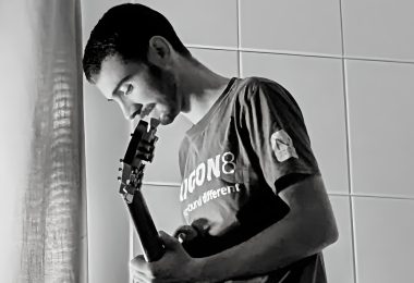 Zachary Mason lanza su primer sencillo de rock «I’ll Get Through»