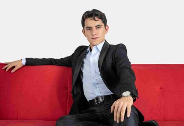Dayiro regresa a la música con “Amor de Colegiales” y anuncia nuevo álbum