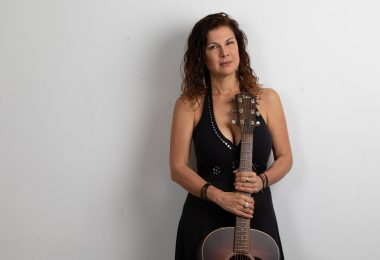 VIDEO | Elena Ley lanza ‘La Mujer del Marinero’, una emotiva balada folk sobre el amor y la pérdida