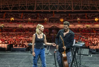 «La Suerte Que Tengo»: El Nuevo Sencillo del Dúo Leo & Vivien