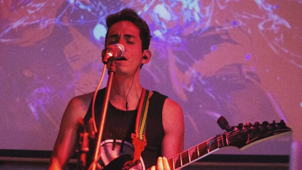 Bumaia Zoul Zystem lanza «Viaje Interior», una colaboración con Ruge MC que fusiona reggae y rap consciente Bumaia Zoul Zystem lanza «Viaje Interior», una colaboración con Ruge MC que fusiona reggae y rap consciente
