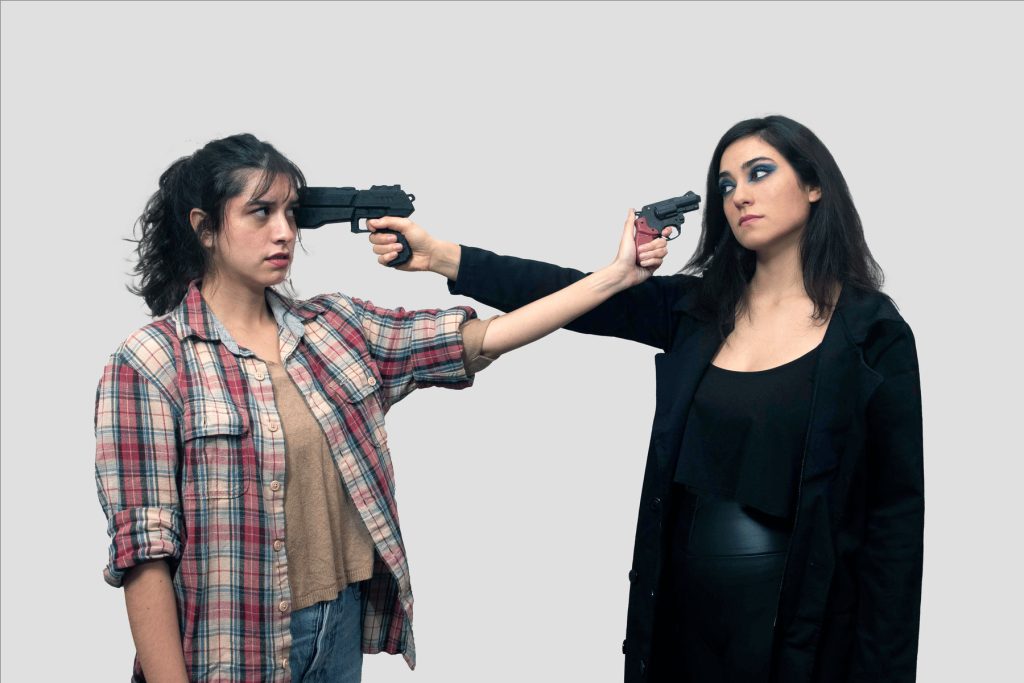 “Humanas, demasiado humanas”: una obra distópica que cuestiona el futuro de la humanidad