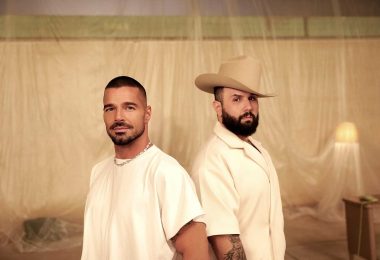VIDEO | Ricky Martin y Carín León se unen en una nueva versión de «A Medio Vivir»