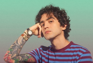 VIDEO | Guto Brant lanza “Corazón y Sol”, un vals peruano que anticipa su nuevo álbum Falanti