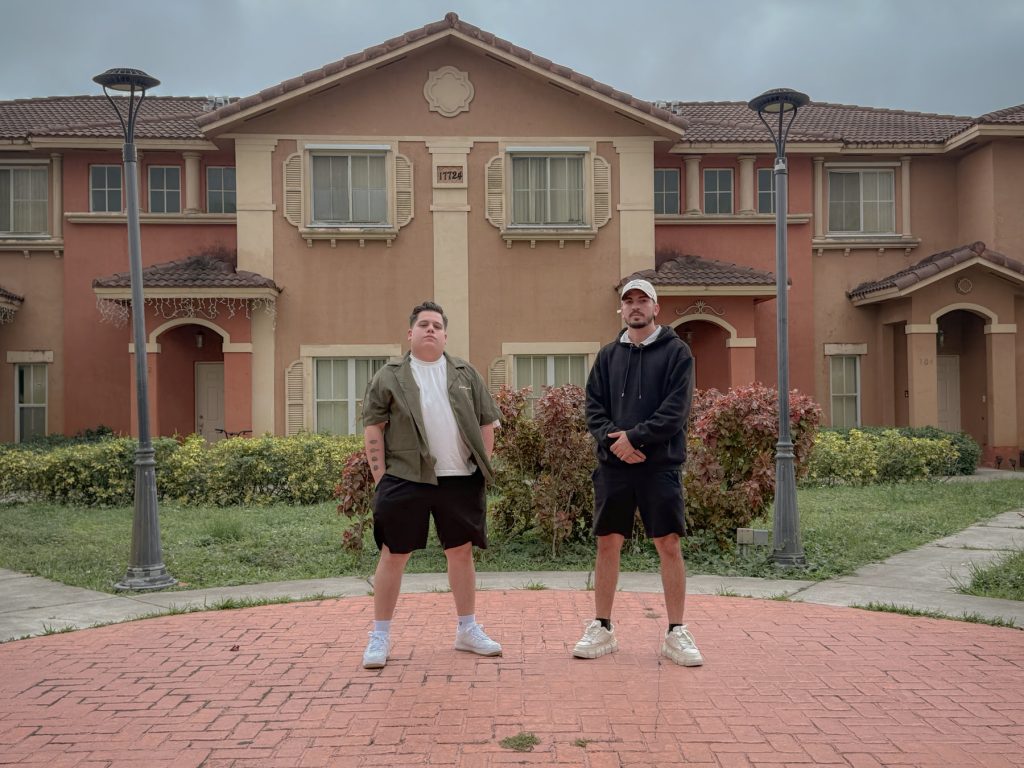 VIDEO | Alvis Escobar y BARESC presentan “Fe 0%”, un reguetón melancólico que retrata la pérdida total de fe en el amor VIDEO | Alvis Escobar y BARESC presentan “Fe 0%”, un reguetón melancólico que retrata la pérdida total de fe en el amor