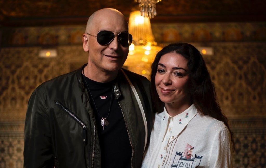 VIDEO | Rafa Tena y Sandra Carrasco presentan “Gitano Soy”, un bolero flamenco que celebra la identidad y la pasión VIDEO | Rafa Tena y Sandra Carrasco presentan “Gitano Soy”, un bolero flamenco que celebra la identidad y la pasión