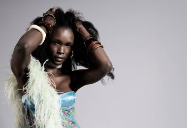 Bijou presenta “Moon”, un debut íntimo que fusiona R&B, reggae y sensibilidad nocturna