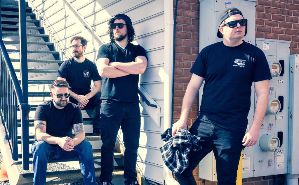Red Skies Dawning debuta con “Shipwrecked”, un single de hard rock moderno cargado de emoción y potencia Red Skies Dawning debuta con “Shipwrecked”, un single de hard rock moderno cargado de emoción y potencia