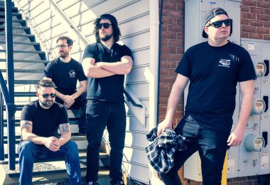 Red Skies Dawning debuta con “Shipwrecked”, un single de hard rock moderno cargado de emoción y potencia