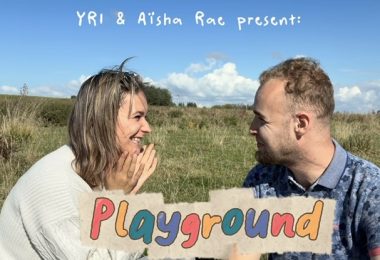 VIDEO | YRI & Aïsha Rae debutan con “Playground”, una canción que transforma la sanación en pop íntimo