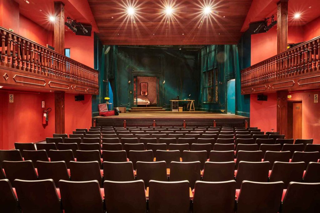 Romance, comedia y misterio: el BRITÁNICO anuncia su temporada teatral 2026