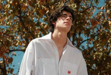 Axel Rodríguez anuncia “En El Pasado”, un sencillo pop-rock marcado por la nostalgia y la introspección