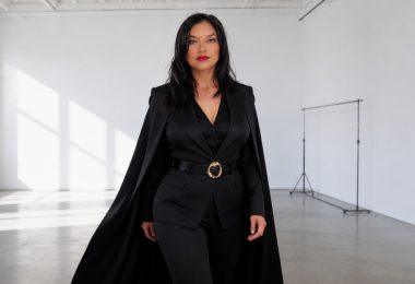 VIDEO | Eylsia Nicolas transforma sus años de excesos en Hollywood en humor con “Where’s the Money?”