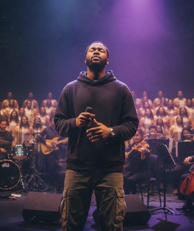 Afterlight Voices transforma la resistencia en esperanza colectiva con “Hold On, Children (Studio Orchestra)” Afterlight Voices transforma la resistencia en esperanza colectiva con “Hold On, Children (Studio Orchestra)”