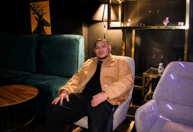 Amarè retrata la intensidad del enamoramiento en su nuevo sencillo «Love So Deep»