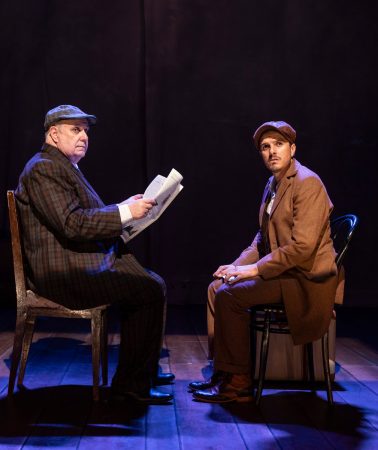 Alberto Isola y Nicolás Galindo protagonizan el clásico de suspenso “La mujer de negro” en el Teatro Británico Alberto Isola y Nicolás Galindo protagonizan el clásico de suspenso “La mujer de negro” en el Teatro Británico