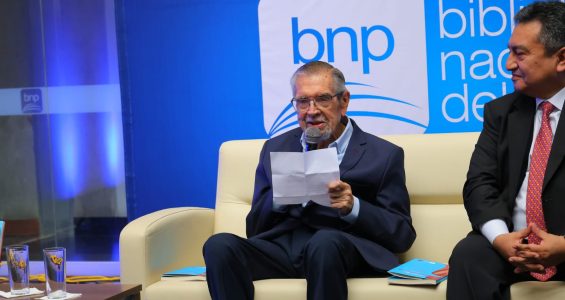 La BNP rinde homenaje a Juan Gargurevich, memoria viva del periodismo peruano: «La inteligencia artificial no tiene calle ni esquina» La BNP rinde homenaje a Juan Gargurevich, memoria viva del periodismo peruano: «La inteligencia artificial no tiene calle ni esquina»